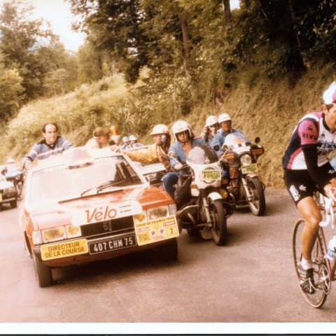 Georges Marchais sur le tour de France - 1980 derrière Raymond Martin